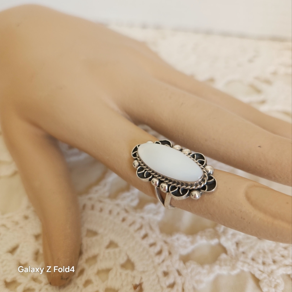 Sterling And White Moth Pearl Women's Ring